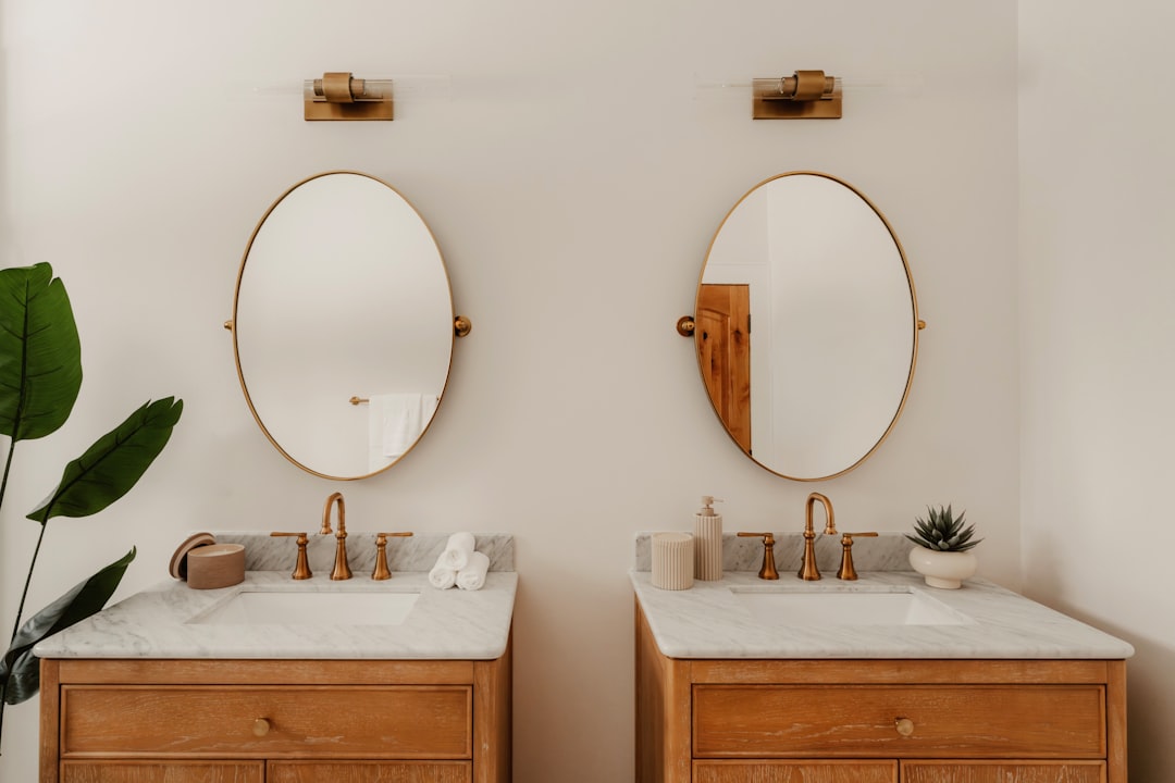 Photo brass wall sconce
